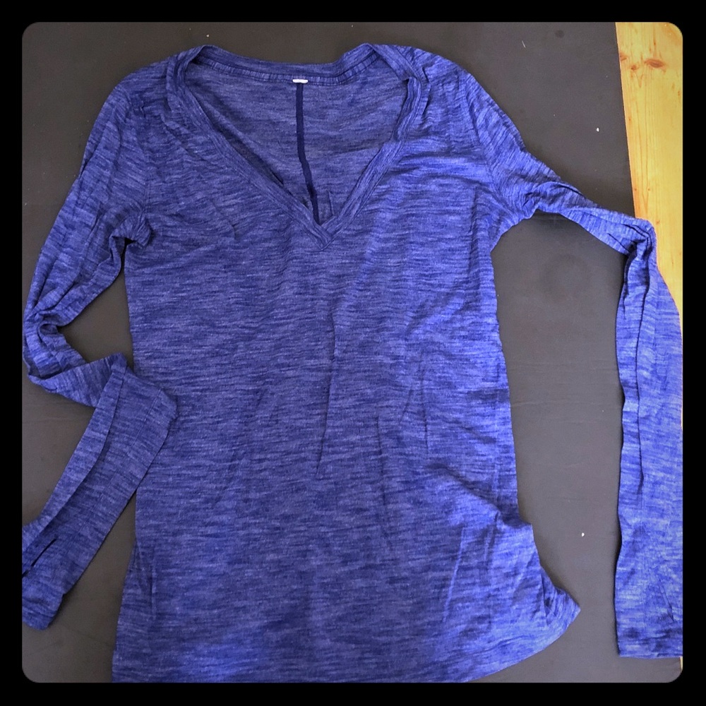 Lululemon long sleeve V-neck shirt